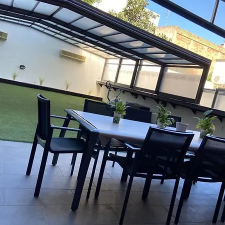 Apartamento Con Gran Jardín Privado